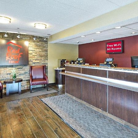 Red Roof Inn Louisville Expo Airport Exterior photo